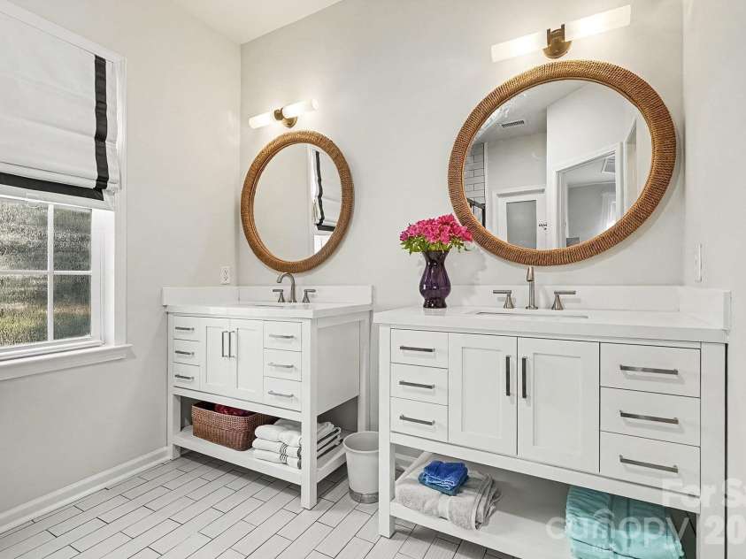7024 Saranac Lane, Charlotte, NC 28105.  MLS# CAR4424198, YatesRealty ID 51041. Primary Bathroom