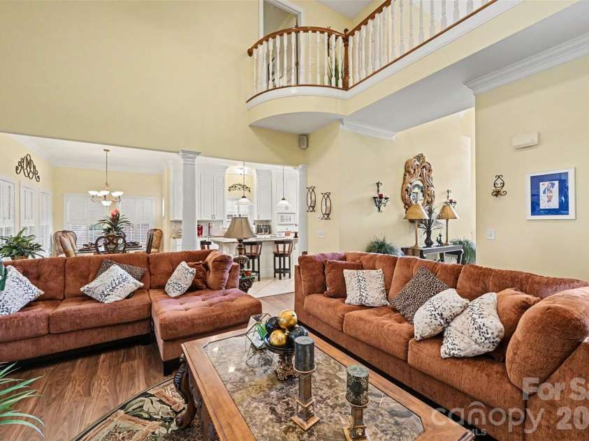 1244 Kennett Avenue, Gastonia, NC 28054.  MLS# CAR4424200, YatesRealty ID 51042. 