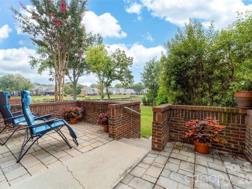 18619 Harborside Drive, Cornelius, NC 28031.  MLS# CAR4423419, YatesRealty ID 51044. 