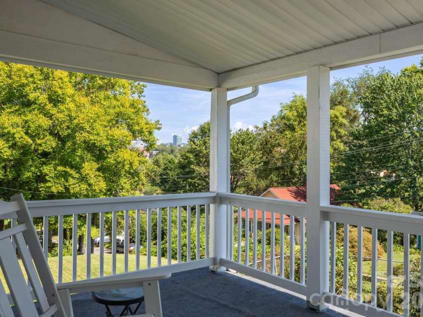 55 Congress Street, Asheville, NC 28801.  MLS# CAR4423785, YatesRealty ID 51046. 