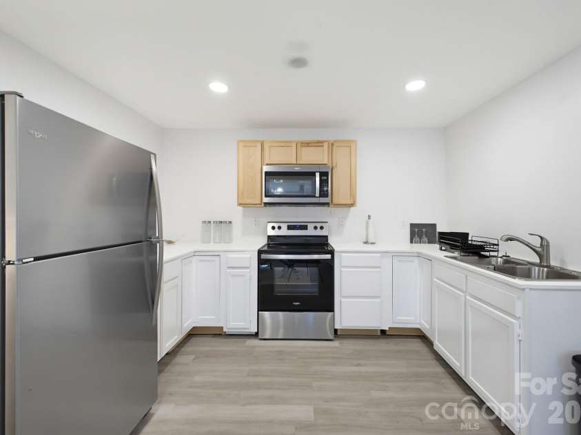 55 Congress Street, Asheville, NC 28801.  MLS# CAR4423785, YatesRealty ID 51046. 