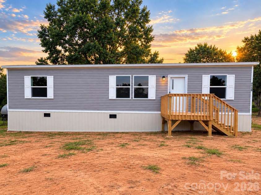 4548 Homestead Drive, Morganton, NC 28655.  MLS# CAR4423853, YatesRealty ID 51047. 