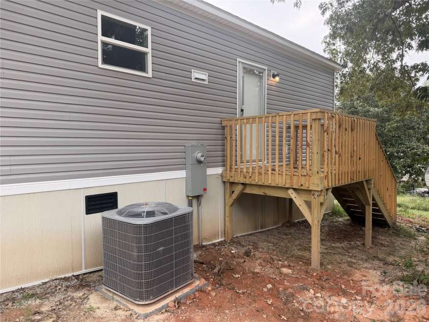 4548 Homestead Drive, Morganton, NC 28655.  MLS# CAR4423853, YatesRealty ID 51047. 