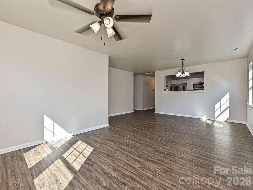 402 Jones Street, Charlotte, NC 28208.  MLS# CAR4423184, YatesRealty ID 51049. 