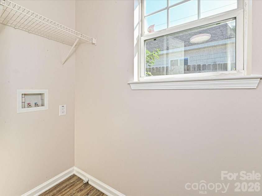 402 Jones Street, Charlotte, NC 28208.  MLS# CAR4423184, YatesRealty ID 51049. 