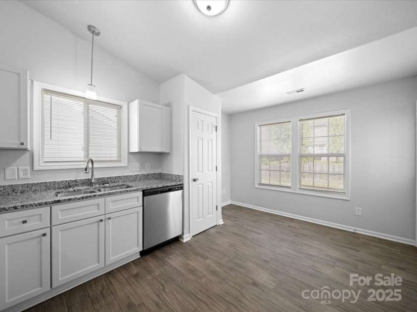 10031 Orchard Grass Court, Charlotte, NC 28278.  MLS# CAR4239438, YatesRealty ID 5105. 