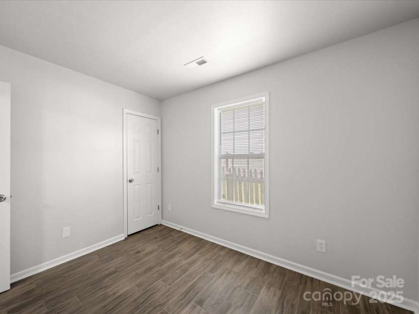 10031 Orchard Grass Court, Charlotte, NC 28278.  MLS# CAR4239438, YatesRealty ID 5105. Bedrrom