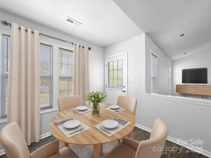 10031 Orchard Grass Court, Charlotte, NC 28278.  MLS# CAR4239438, YatesRealty ID 5105. Dinnette area virtually staged