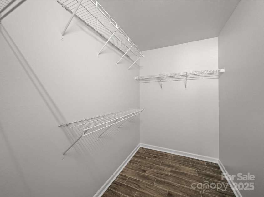 10031 Orchard Grass Court, Charlotte, NC 28278.  MLS# CAR4239438, YatesRealty ID 5105. Primary closet