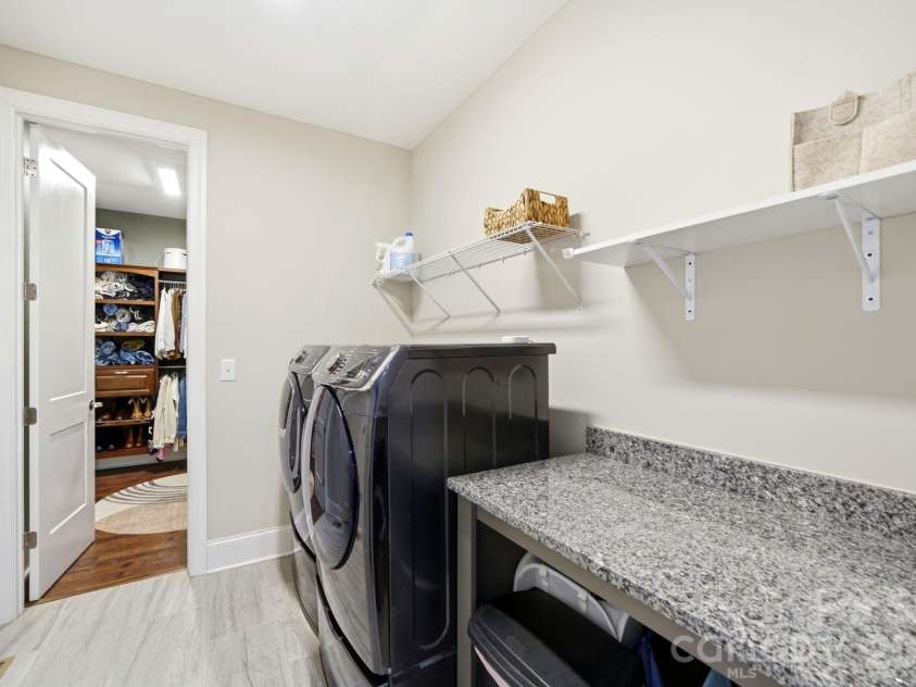 4219 Island Fox Lane, Denver, NC 28037.  MLS# CAR4422543, YatesRealty ID 51052. 