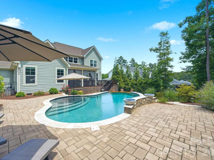 4219 Island Fox Lane, Denver, NC 28037.  MLS# CAR4422543, YatesRealty ID 51052. 