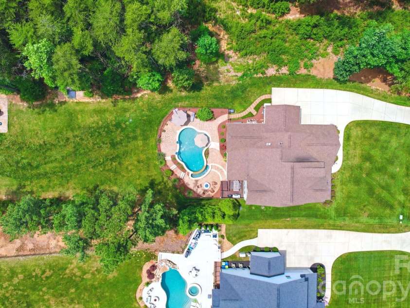 4219 Island Fox Lane, Denver, NC 28037.  MLS# CAR4422543, YatesRealty ID 51052. 