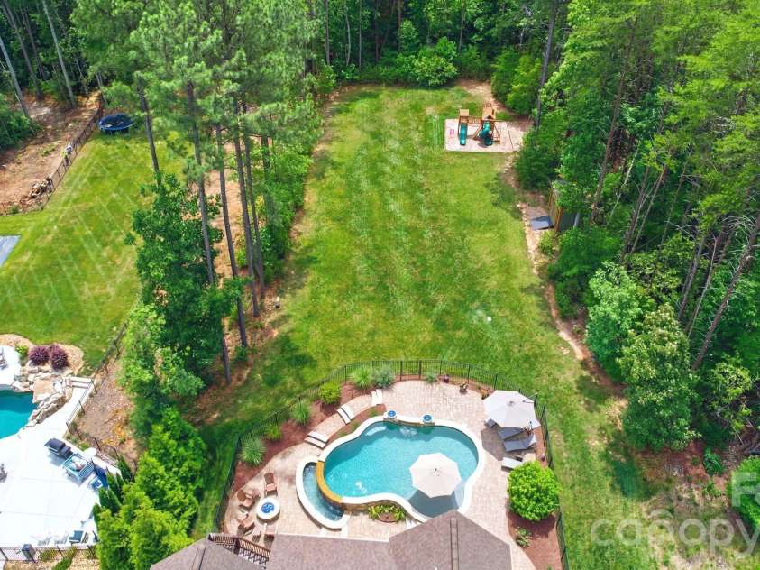 4219 Island Fox Lane, Denver, NC 28037.  MLS# CAR4422543, YatesRealty ID 51052. 