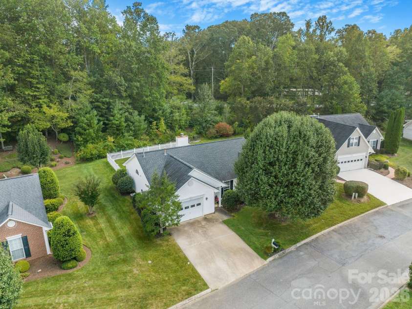 98 Stonehollow Road, Fletcher, NC 28732.  MLS# CAR4422790, YatesRealty ID 51053. 