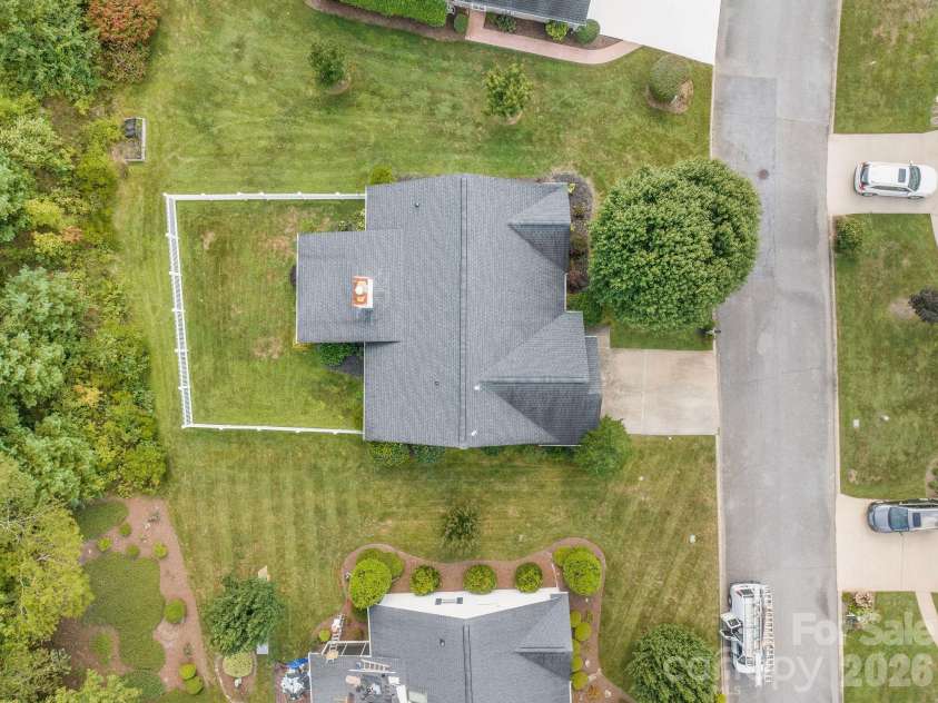 98 Stonehollow Road, Fletcher, NC 28732.  MLS# CAR4422790, YatesRealty ID 51053. 