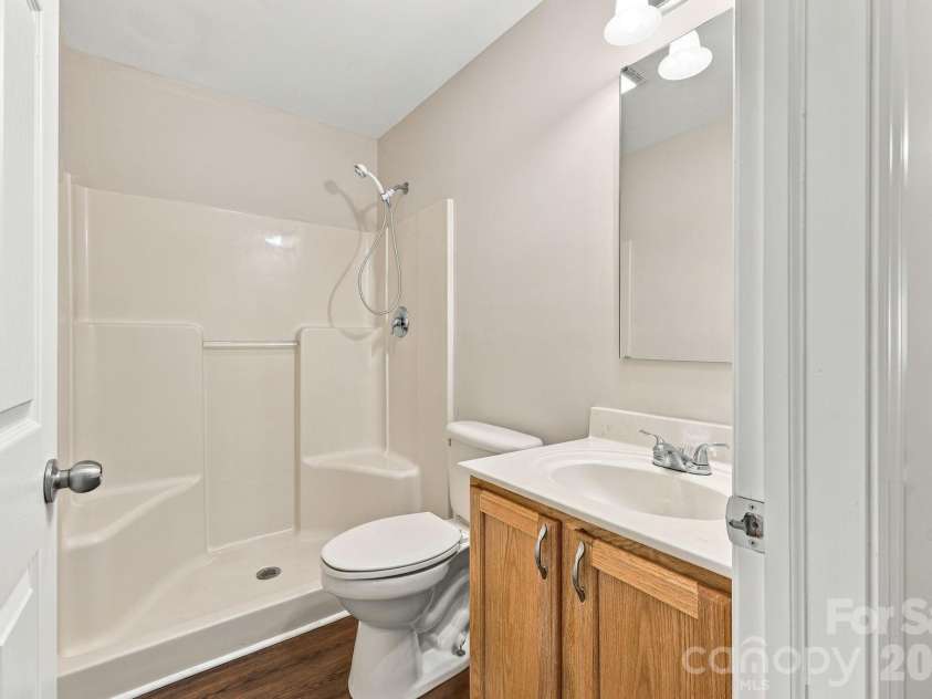 117 Ho Hum Way, Leicester, NC 28748.  MLS# CAR4422890, YatesRealty ID 51054. 