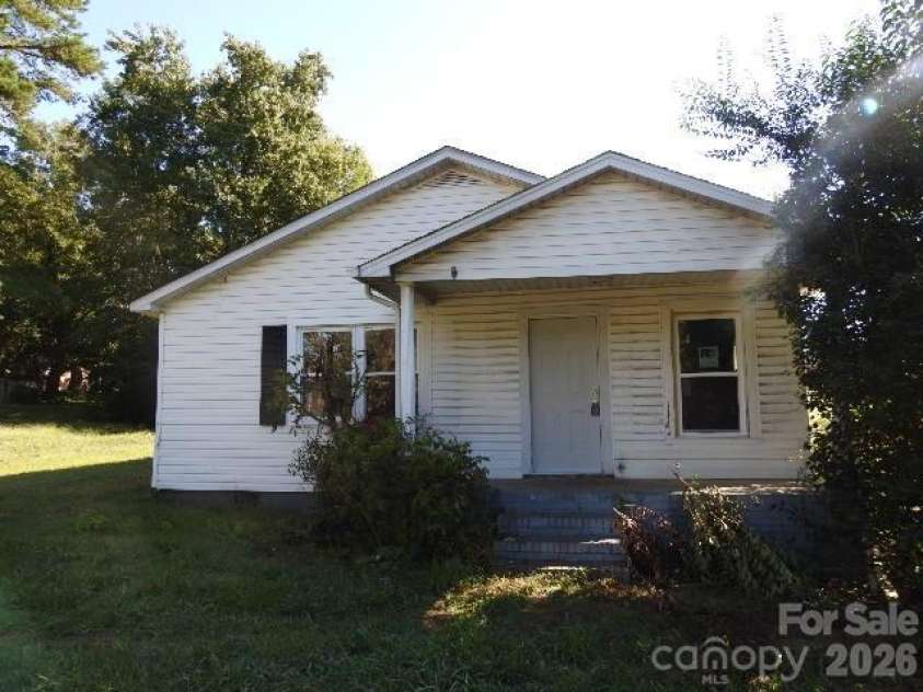 116 Waco Avenue, Kannapolis, NC 28083.  MLS# CAR4425237, YatesRealty ID 51057. 