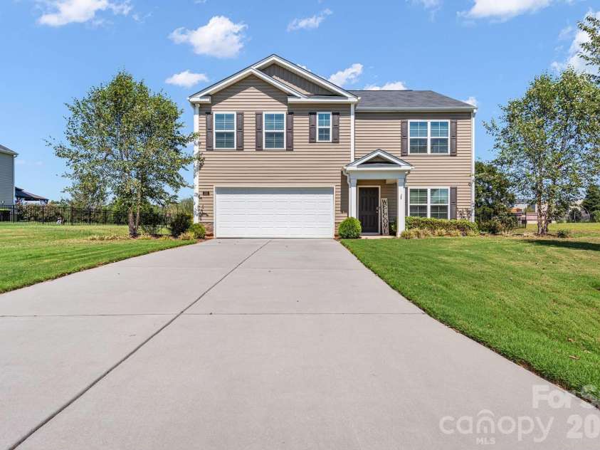 350 Daniel Drive, Lexington, NC 27295.  MLS# CAR4425243, YatesRealty ID 51059. 