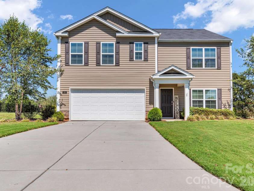 350 Daniel Drive, Lexington, NC 27295.  MLS# CAR4425243, YatesRealty ID 51059. 