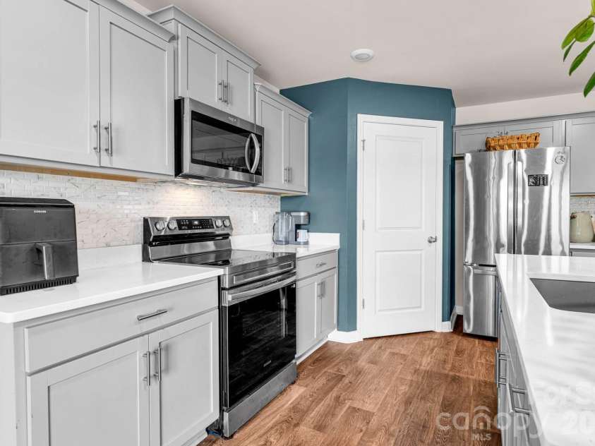 350 Daniel Drive, Lexington, NC 27295.  MLS# CAR4425243, YatesRealty ID 51059. 