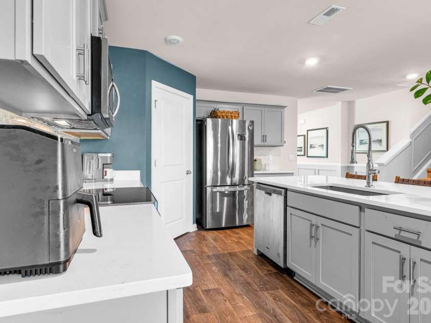 350 Daniel Drive, Lexington, NC 27295.  MLS# CAR4425243, YatesRealty ID 51059. 