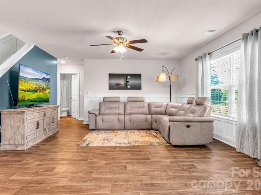 350 Daniel Drive, Lexington, NC 27295.  MLS# CAR4425243, YatesRealty ID 51059. 