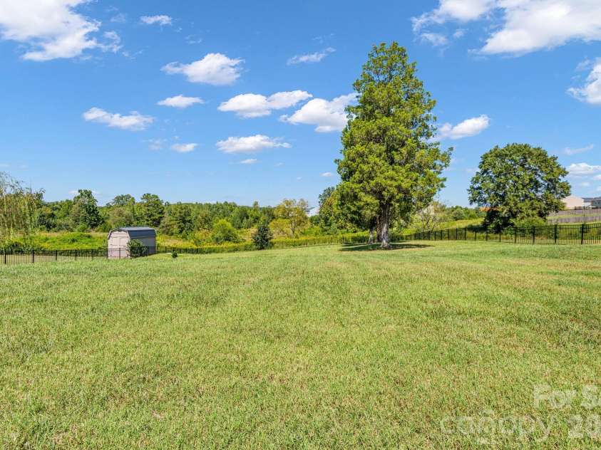350 Daniel Drive, Lexington, NC 27295.  MLS# CAR4425243, YatesRealty ID 51059. 