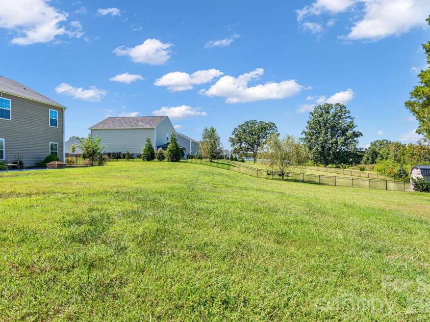 350 Daniel Drive, Lexington, NC 27295.  MLS# CAR4425243, YatesRealty ID 51059. 