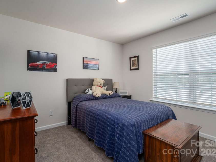 1347 Mifflin Lane, Dallas, NC 28034.  MLS# CAR4245403, YatesRealty ID 5106. 