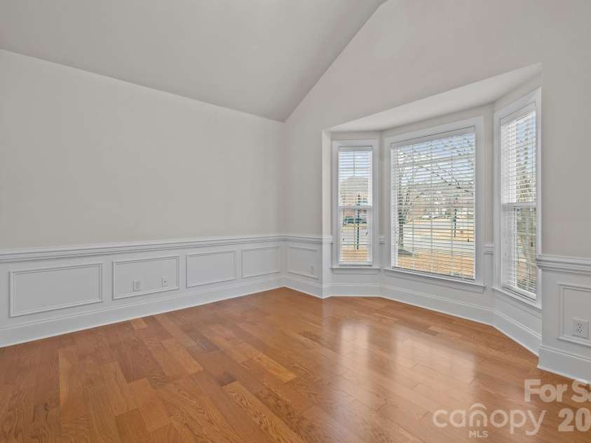 2100 Goddard Way, Waxhaw, NC 28173.  MLS# CAR4344975, YatesRealty ID 5106. 