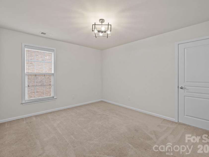 2100 Goddard Way, Waxhaw, NC 28173.  MLS# CAR4344975, YatesRealty ID 5106. 