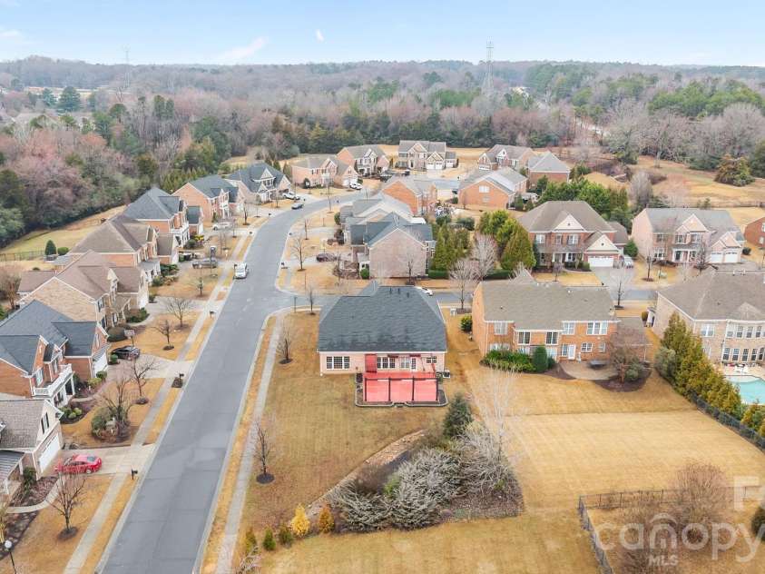 2100 Goddard Way, Waxhaw, NC 28173.  MLS# CAR4344975, YatesRealty ID 5106. 