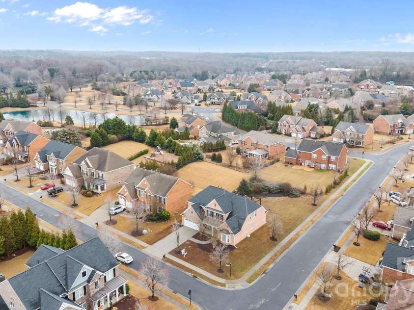 2100 Goddard Way, Waxhaw, NC 28173.  MLS# CAR4344975, YatesRealty ID 5106. 