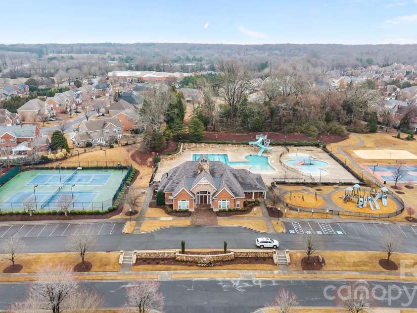 2100 Goddard Way, Waxhaw, NC 28173.  MLS# CAR4344975, YatesRealty ID 5106. 