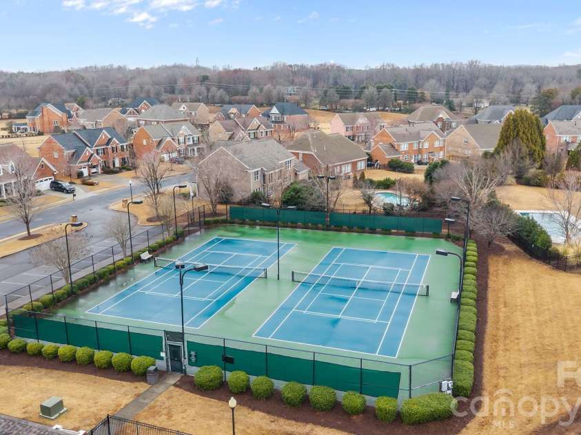 2100 Goddard Way, Waxhaw, NC 28173.  MLS# CAR4344975, YatesRealty ID 5106. 