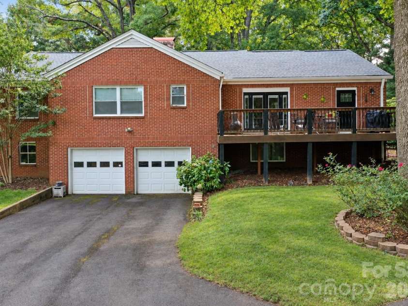 609 1st Avenue, Conover, NC 28613.  MLS# CAR4424652, YatesRealty ID 51063. 
