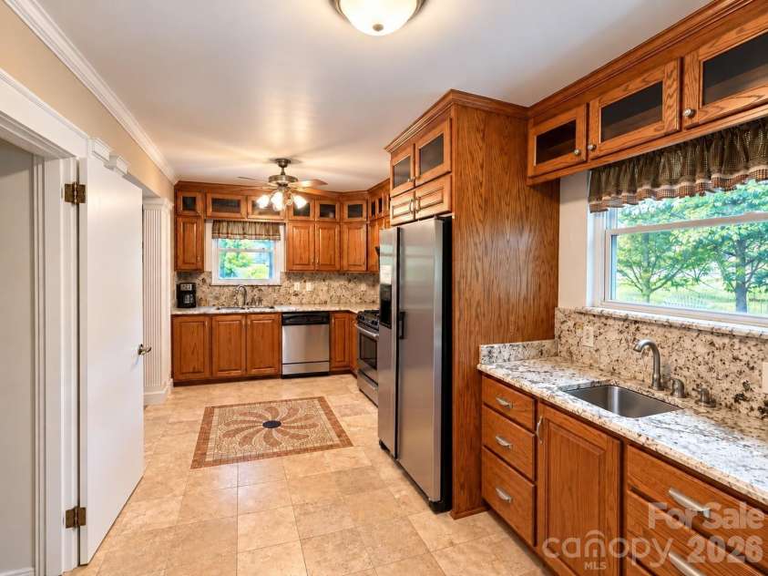 609 1st Avenue, Conover, NC 28613.  MLS# CAR4424652, YatesRealty ID 51063. 