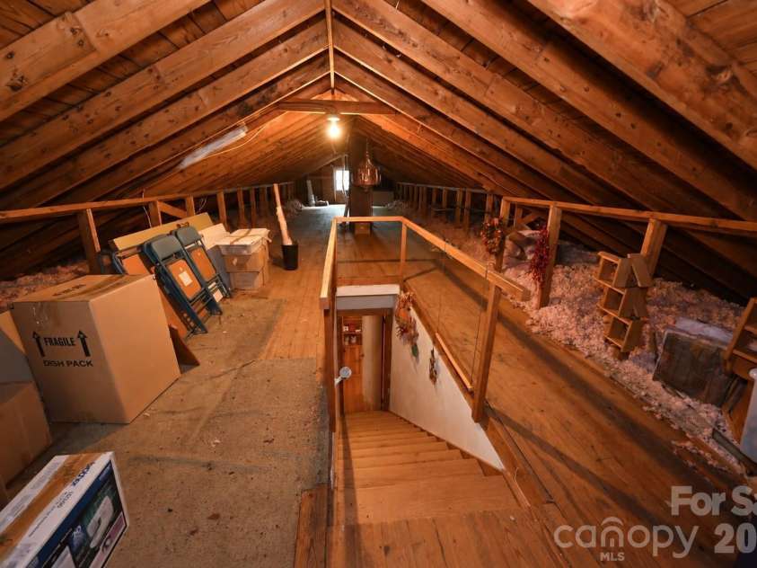 609 1st Avenue, Conover, NC 28613.  MLS# CAR4424652, YatesRealty ID 51063. 