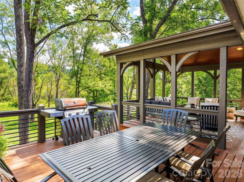 235 White Pine Drive, Fletcher, NC 28732.  MLS# CAR4425262, YatesRealty ID 51068. 