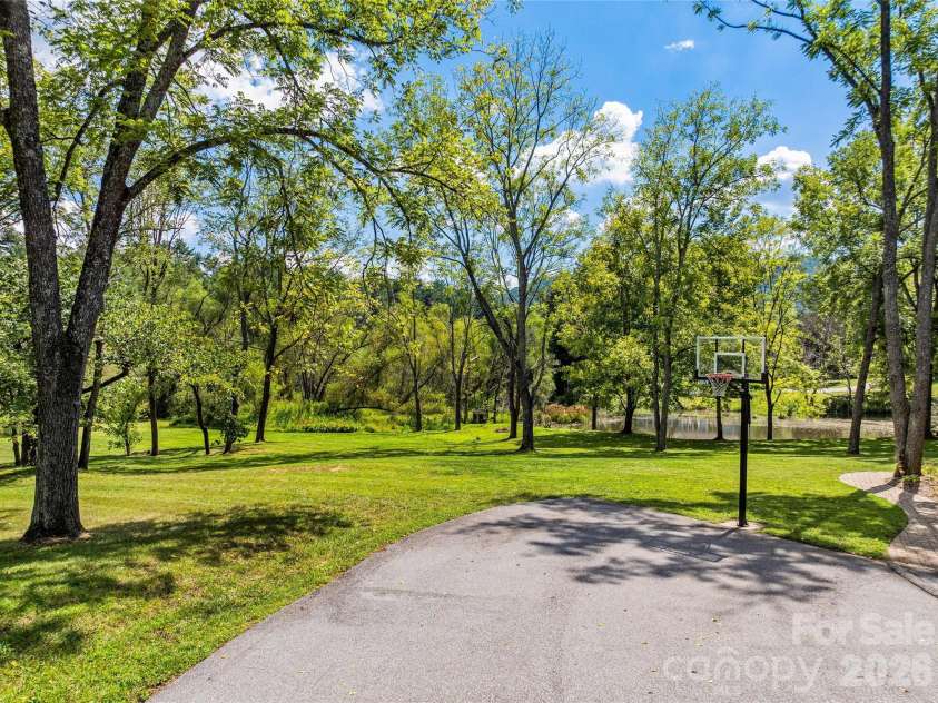 235 White Pine Drive, Fletcher, NC 28732.  MLS# CAR4425262, YatesRealty ID 51068. 