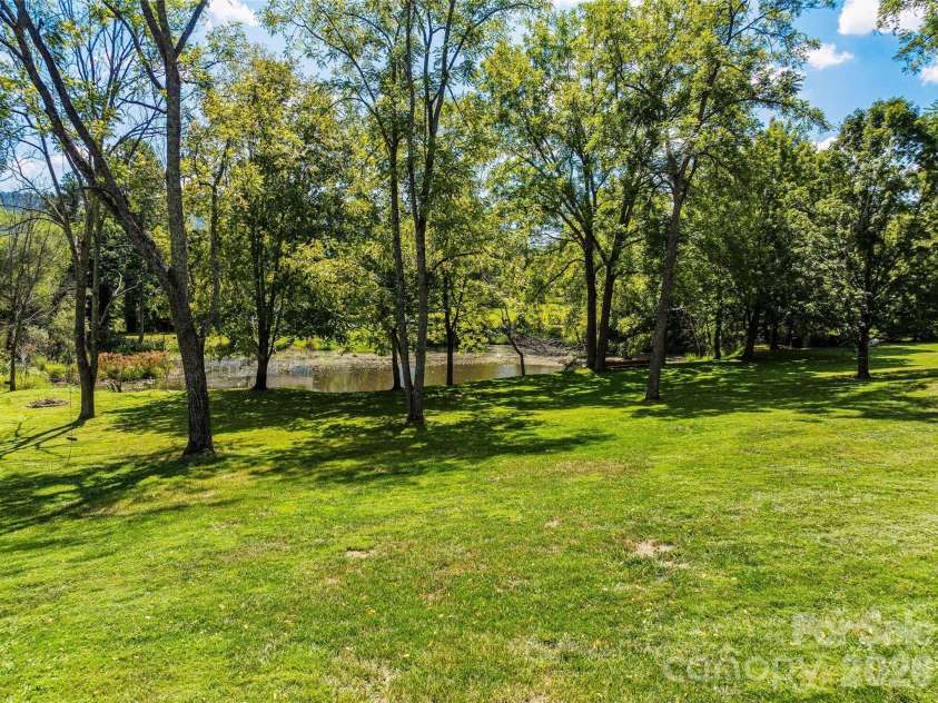 235 White Pine Drive, Fletcher, NC 28732.  MLS# CAR4425262, YatesRealty ID 51068. 