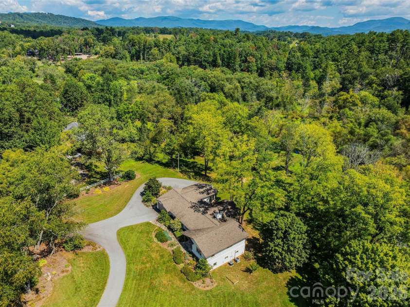 235 White Pine Drive, Fletcher, NC 28732.  MLS# CAR4425262, YatesRealty ID 51068. 