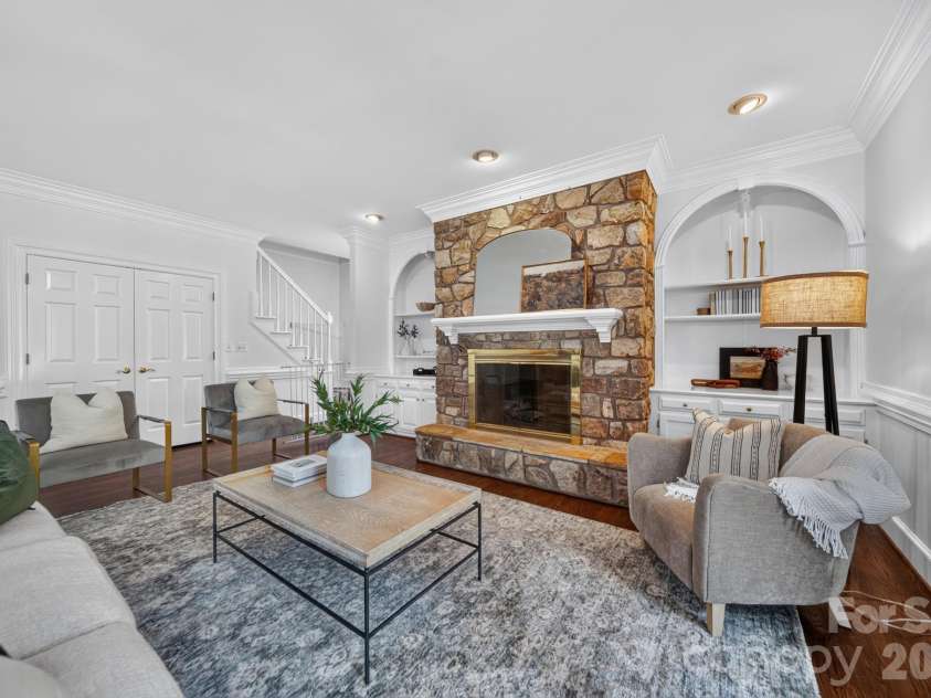 3747 Moorland Drive, Charlotte, NC 28226.  MLS# CAR4424515, YatesRealty ID 51069. 