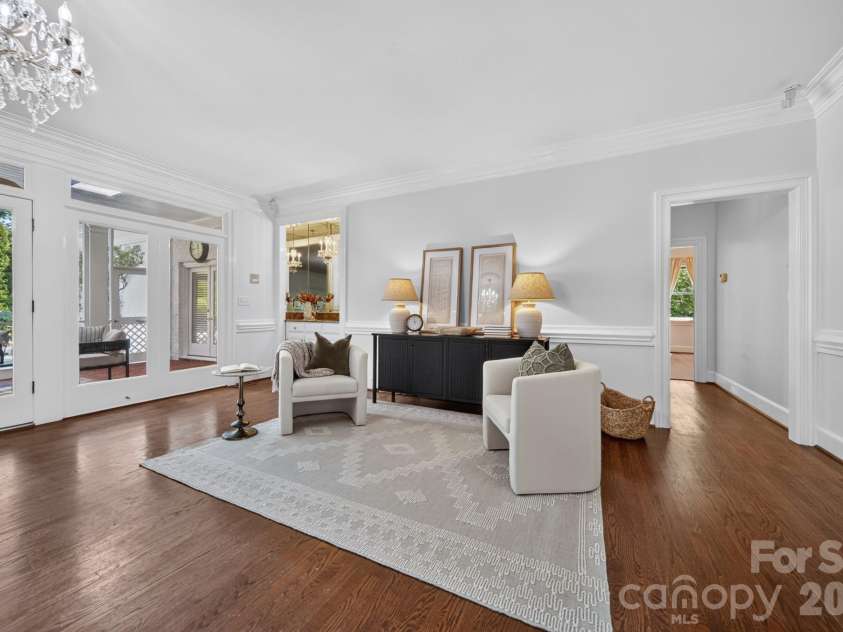 3747 Moorland Drive, Charlotte, NC 28226.  MLS# CAR4424515, YatesRealty ID 51069. 
