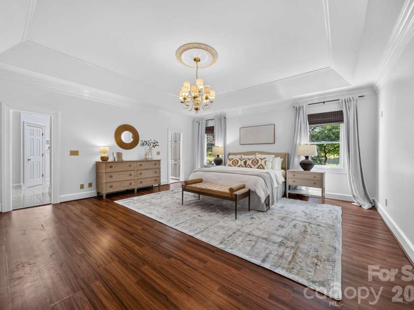 3747 Moorland Drive, Charlotte, NC 28226.  MLS# CAR4424515, YatesRealty ID 51069. 