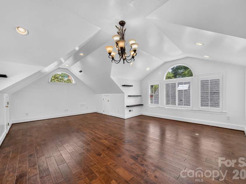 3747 Moorland Drive, Charlotte, NC 28226.  MLS# CAR4424515, YatesRealty ID 51069. 
