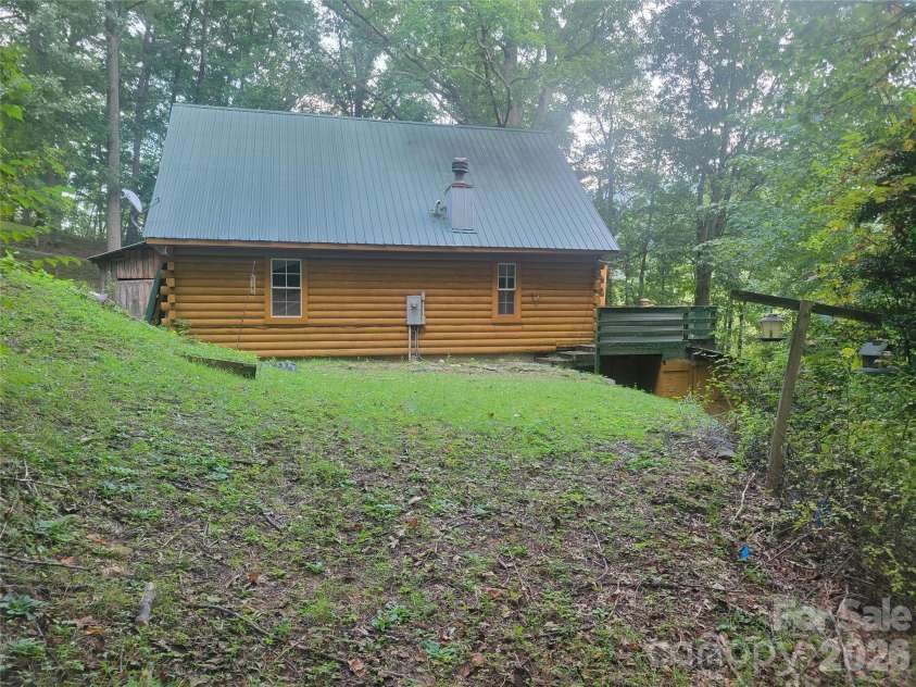 67 Mistletoe Ridge, Waynesville, NC 28786.  MLS# CAR4424771, YatesRealty ID 51070. 