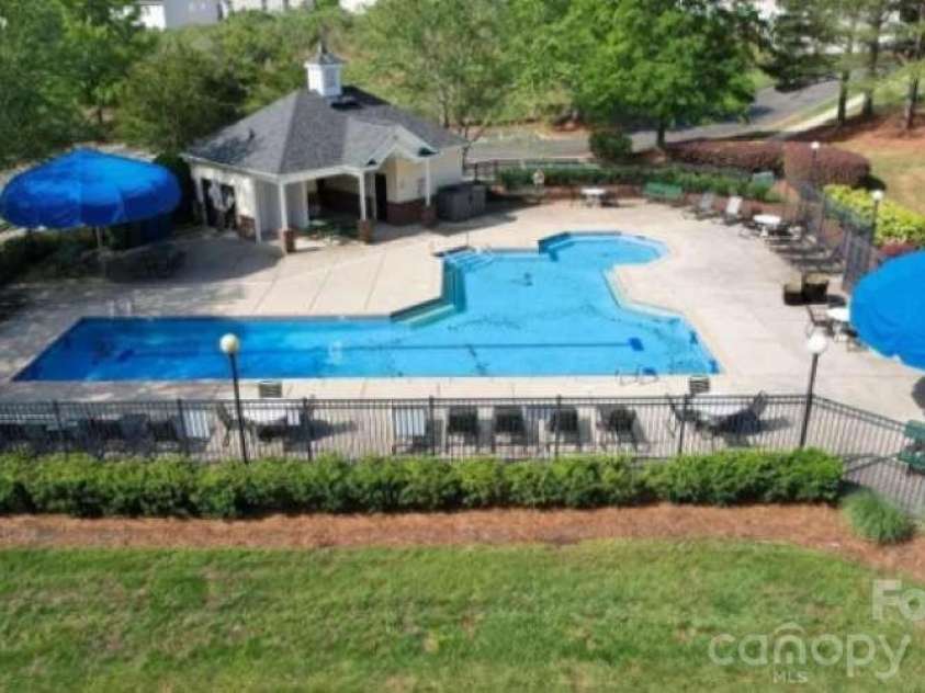 10305 Flat Stone Road, Charlotte, NC 28213.  MLS# CAR4410664, YatesRealty ID 51071. 