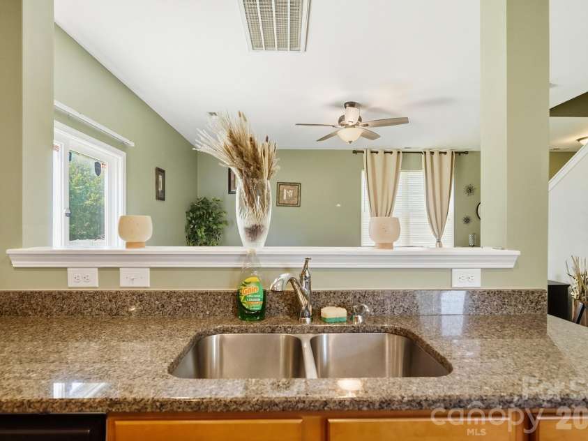 10216 Green Grass Road, Charlotte, NC 28227.  MLS# CAR4413520, YatesRealty ID 51074. 