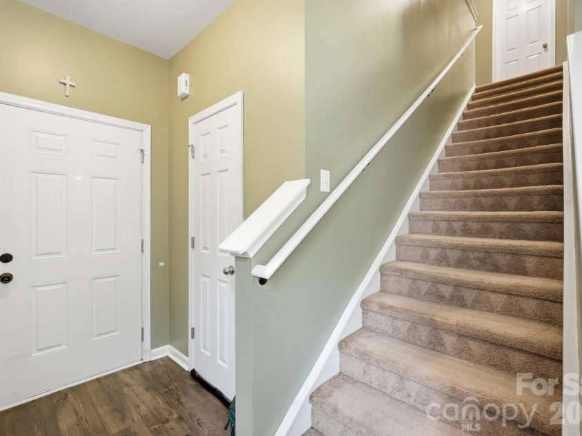 10216 Green Grass Road, Charlotte, NC 28227.  MLS# CAR4413520, YatesRealty ID 51074. 